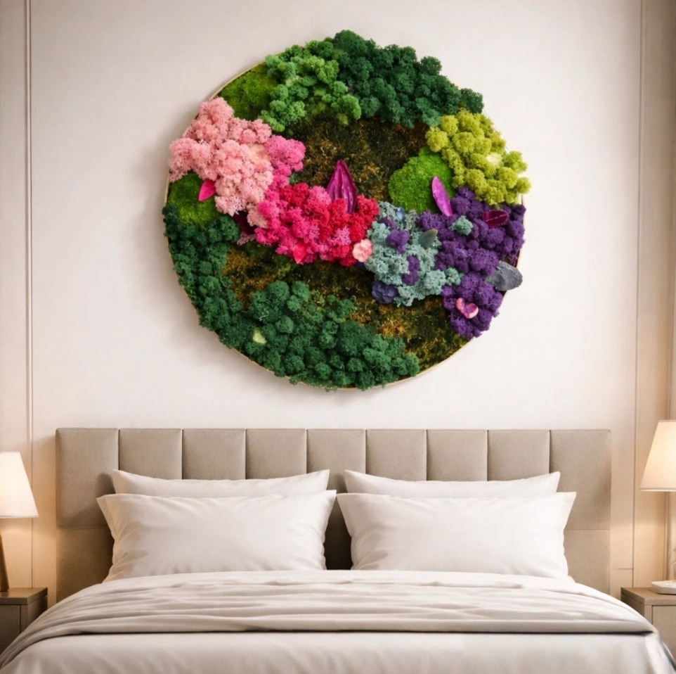 River Coloured Round Moss Frame