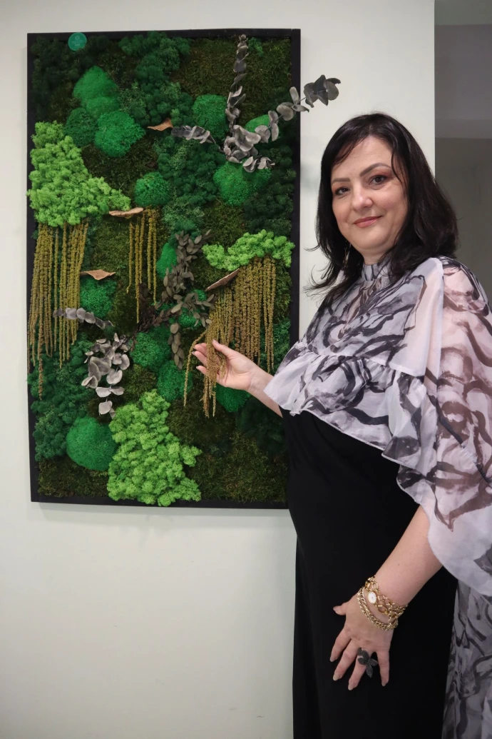 Biophilic design is more than decoration, it is about creating environments that support wellbeing, calmness, and meaningful human experiences. By introducing preserved moss and natural materials into the embassy setting, the installation added depth, softness, and a contemporary green identity while respecting the architectural and cultural atmosphere of the space.